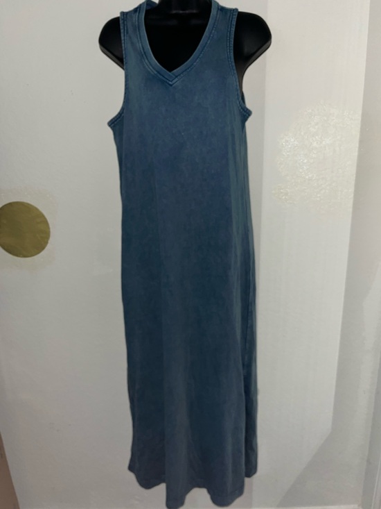 Pact Dresses & Skirts - Pact sleeveless v-neck maxi dress